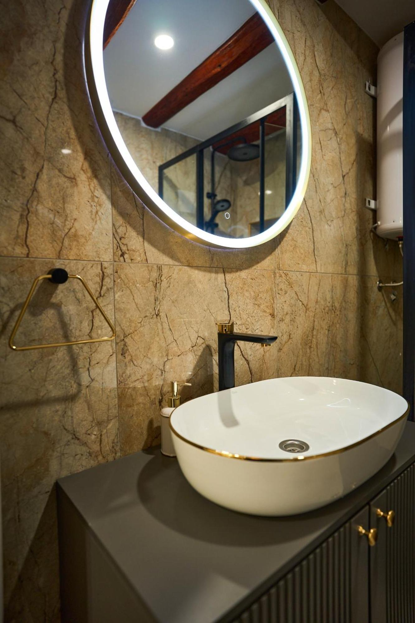 斯普利特Bernard Deluxe Renovated Peaceful Old Town Gem公寓 外观 照片