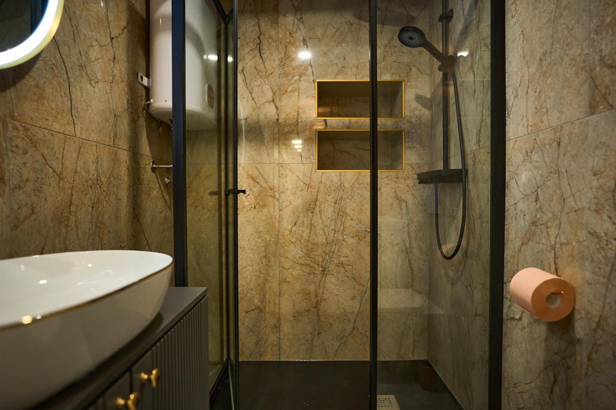 斯普利特Bernard Deluxe Renovated Peaceful Old Town Gem公寓 外观 照片